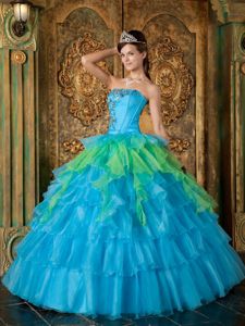Multi-tiered Blue Strapless Quinceanera Party Dress with Appliques