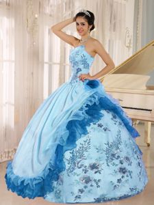 Recommended Strapless Appliques Beaded Quince Dress with Ruffles
