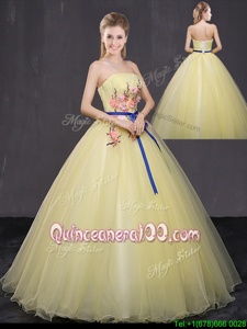 Super Tulle Strapless Sleeveless Lace Up Appliques Ball Gown Prom Dress inYellow